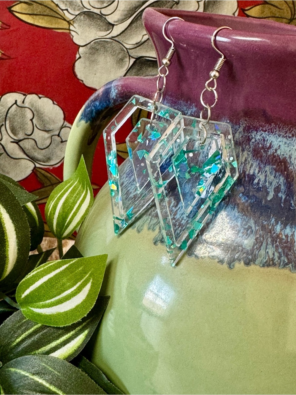🆕 Women’s Acrylic Dangle Earrings